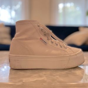 2705 hi top platform Superga Canvas running shoes 8.5